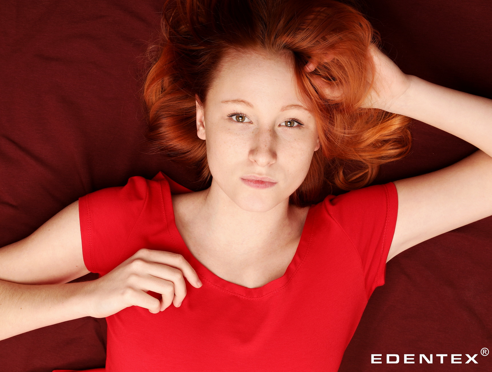 Thanks to EDENTEX BRIGHT COLOUR™ system each colour of EDENTEX® fabric is pure, bright, deeper and more intense